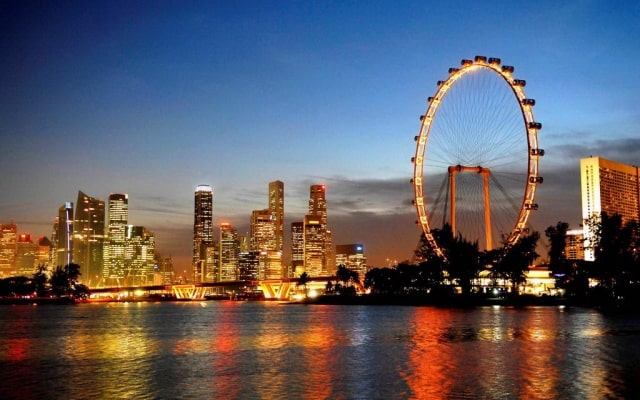 Check in vòng quay Singapore Flyer, chiêm ngưỡng toàn cảnh đẹp Singapore